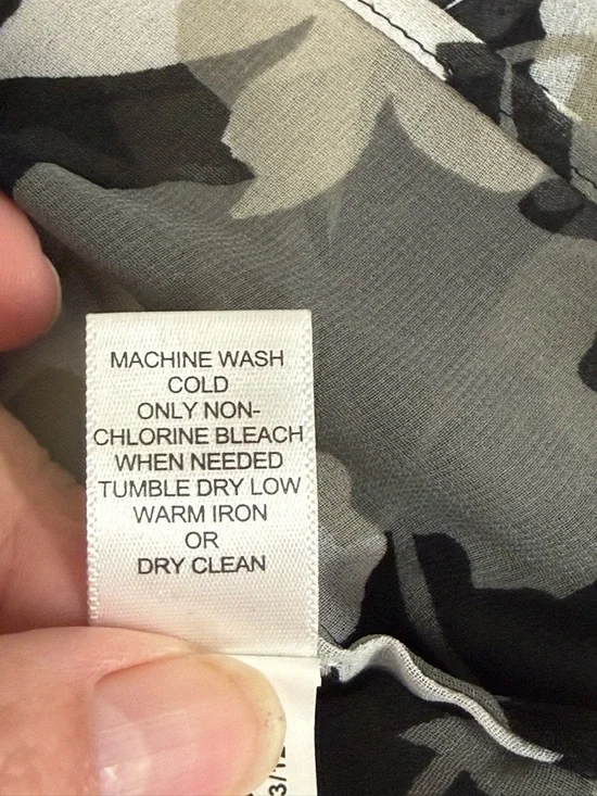 Banana Republic Floral Blouse Small Sheer Pleated Button Boho Tie Waist Top - Picture 10 of 11